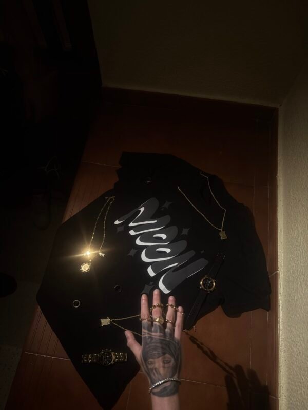 Drop 001 - Imagen 4